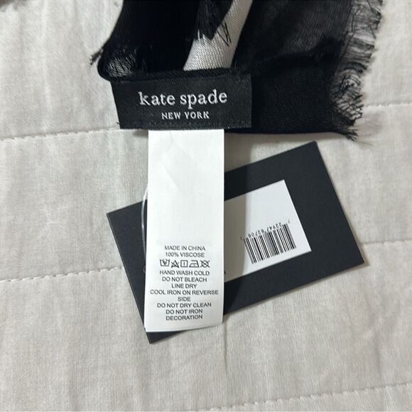 kate spade Black White Art Large Dot Oblong Fringe Hem Scarf - Picture 11 of 12